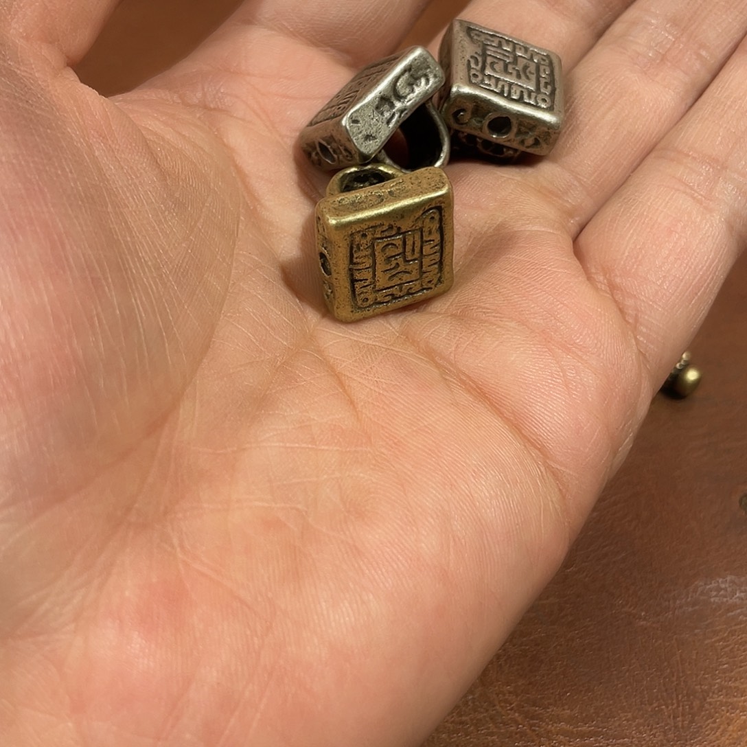 东西很好看很好看