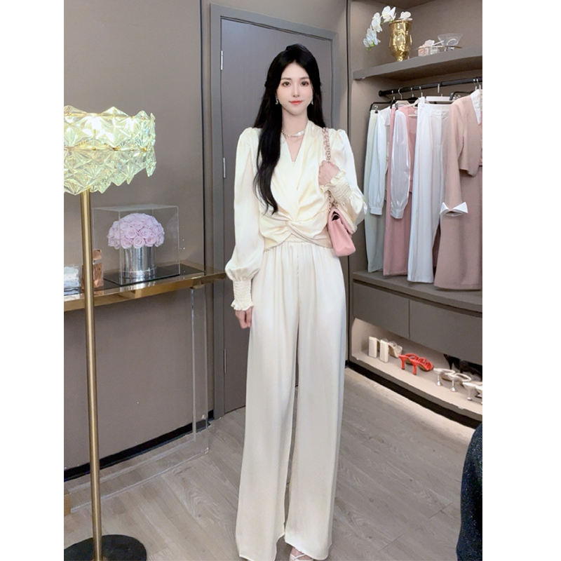 2025新款套装扭结短款衬衫上衣垂感阔腿裤两件套均码