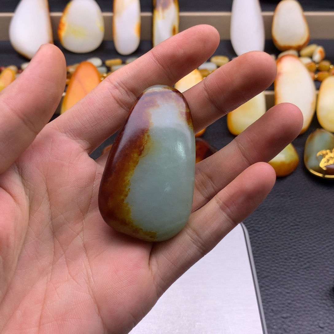 和田玉挂件未镶嵌