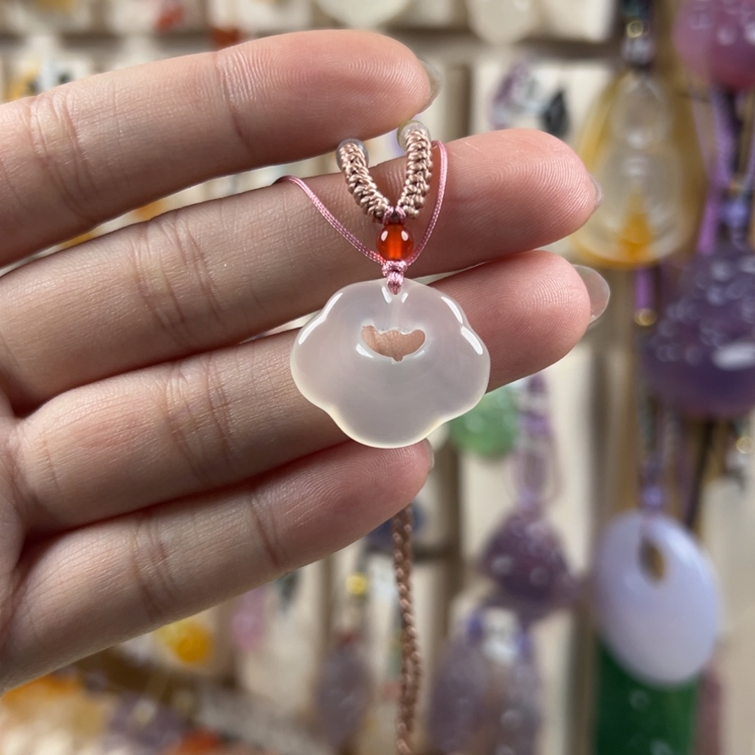 玛瑙/玉髓未镶嵌吊坠(赠链)