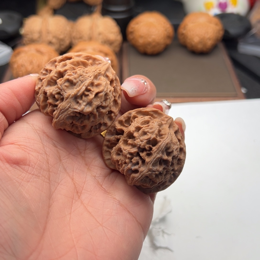 文玩核桃把件苹果园40