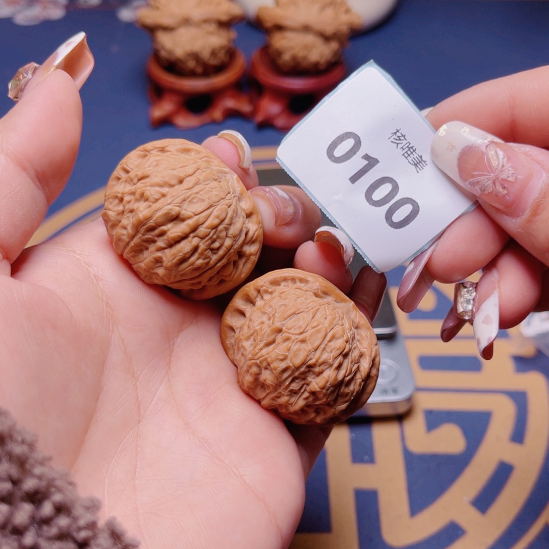 文玩核桃把件月*乾隆磨0100