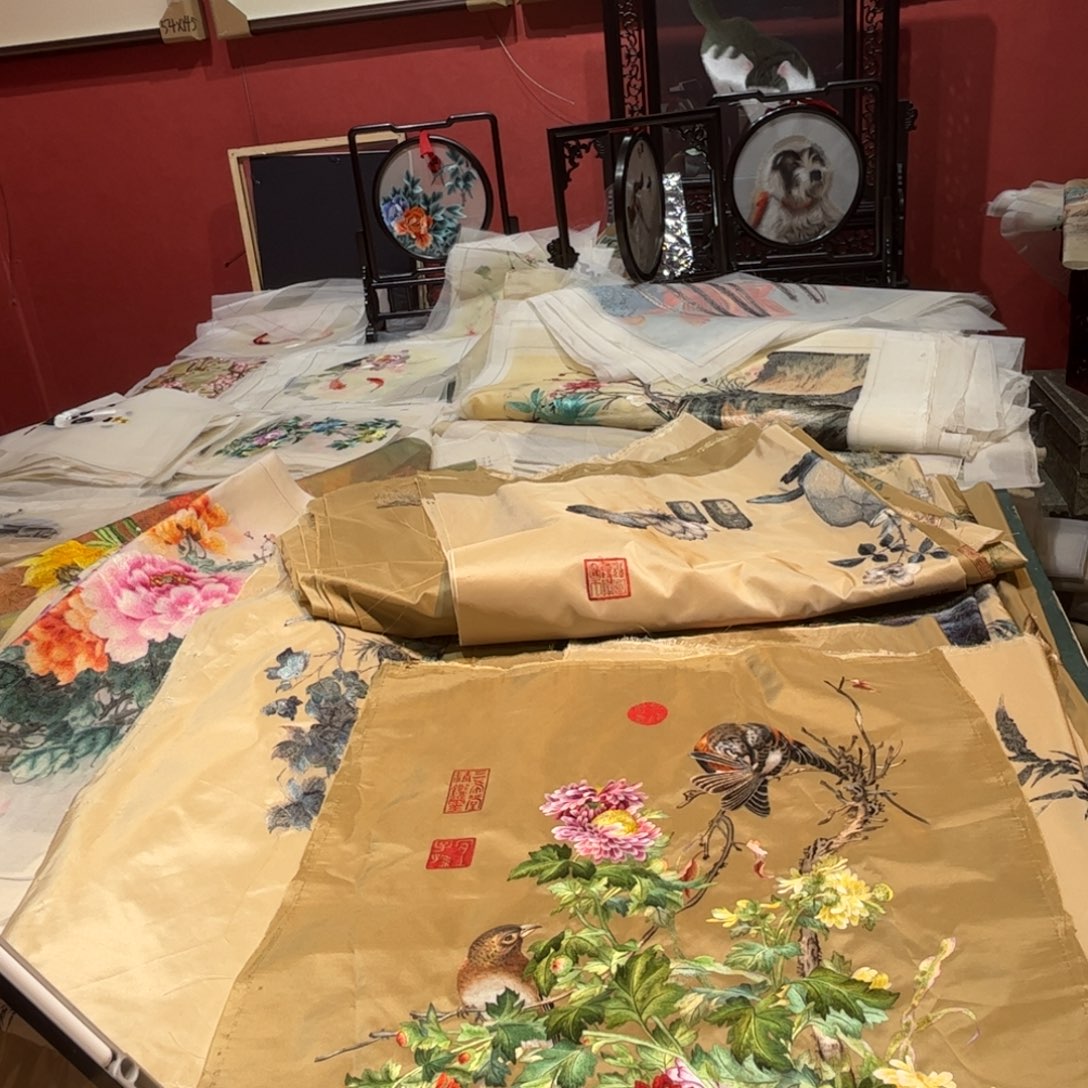 金***坊织绣纯手工制作的一款