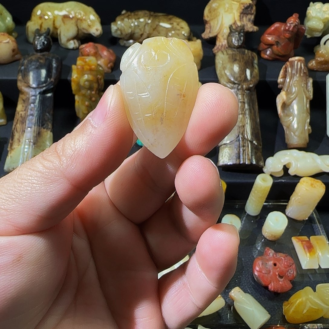 未镶嵌和田玉挂件