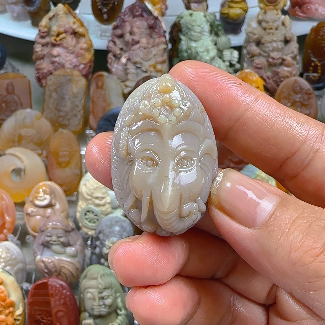 石英质玉1未镶嵌天然阿拉善彩玉纯手工雕刻象神吊坠