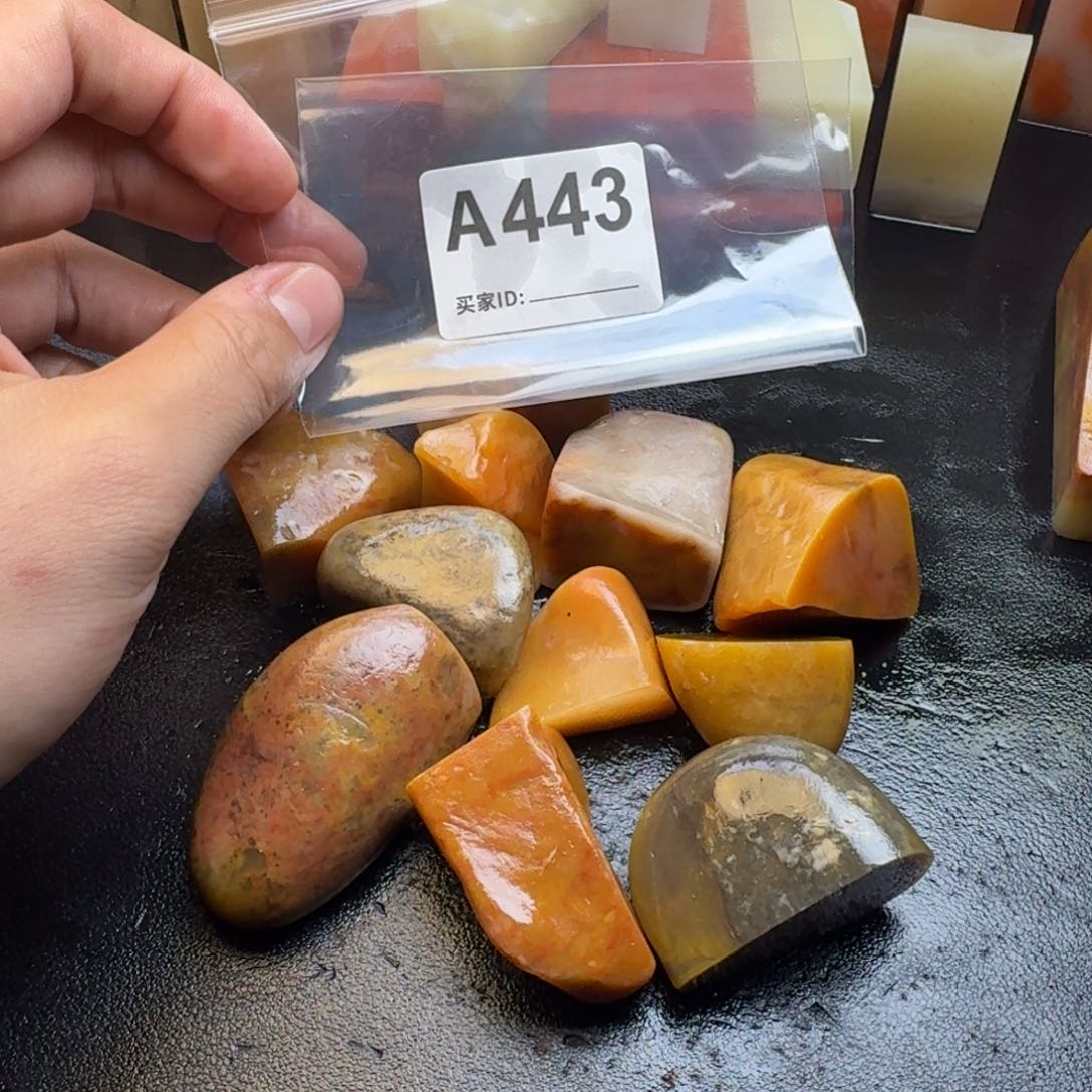 老挝石W***i老挝石老挝石