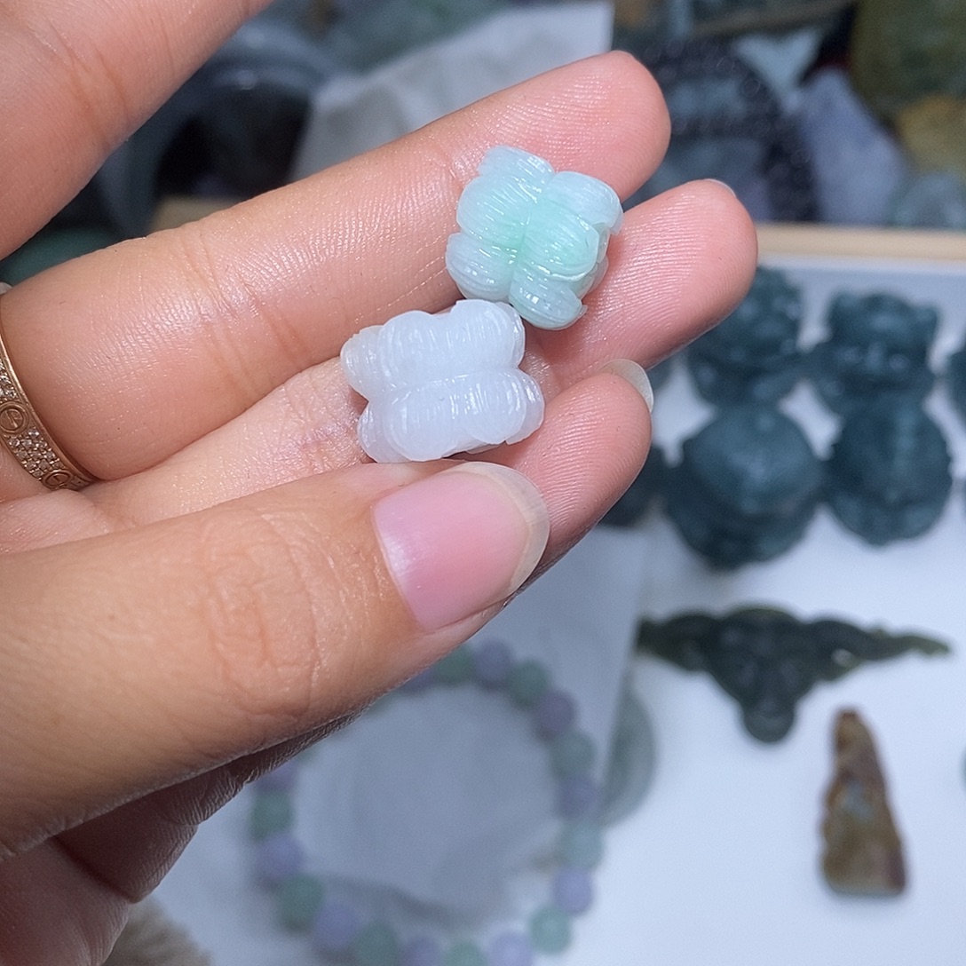 小***️定制翡翠未镶嵌翡翠