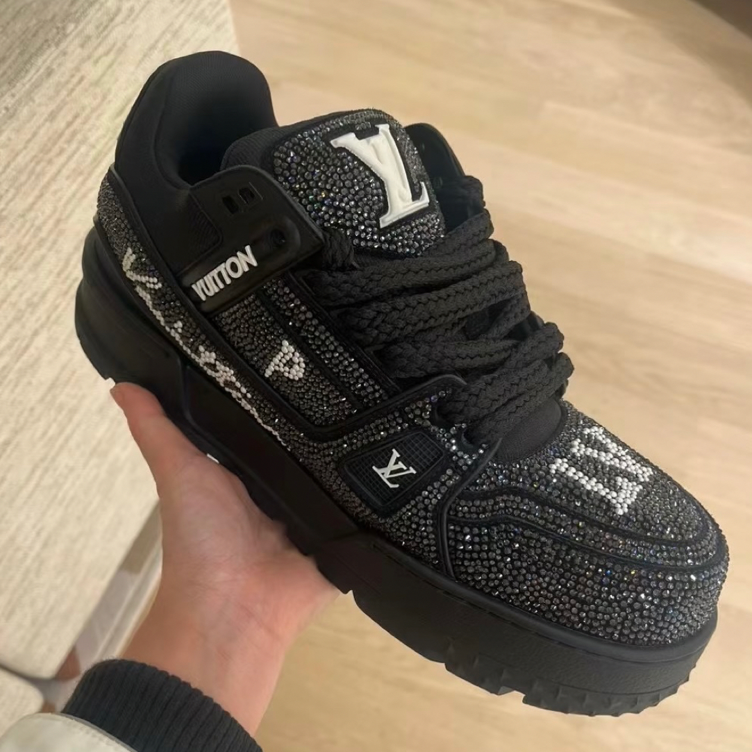 99新 LouisVuitton/路易威登 41码LV trainer 黑色满钻胖丁 板鞋