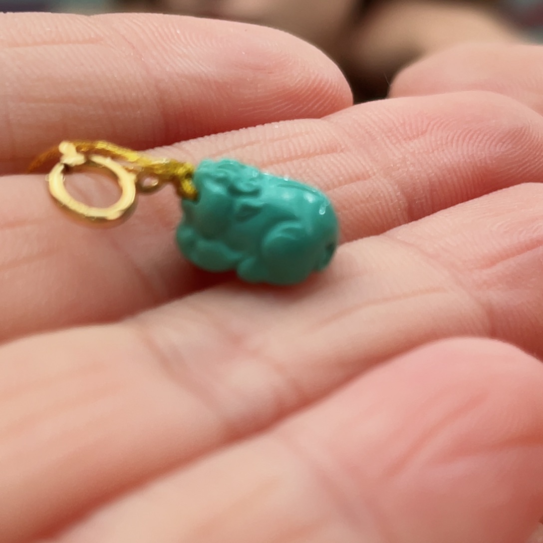 绿松石颈饰未镶嵌