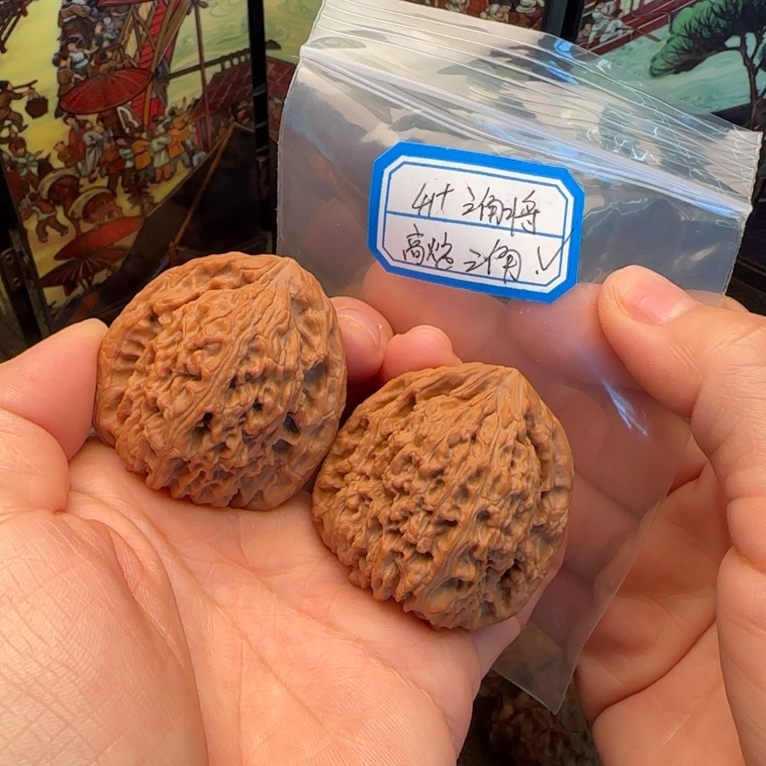 文玩核桃把件南疆石