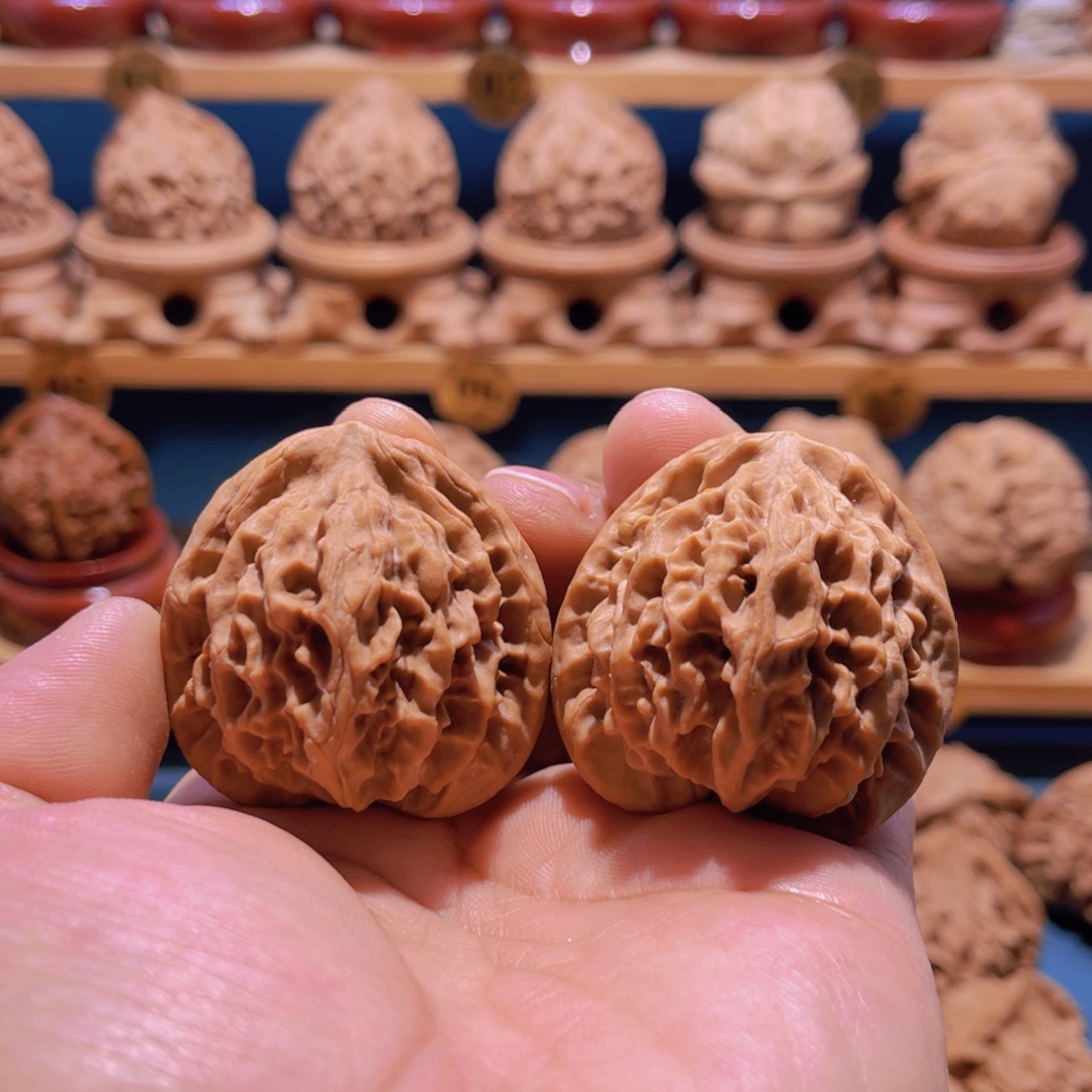 9***9吊坠文玩核桃秦公子