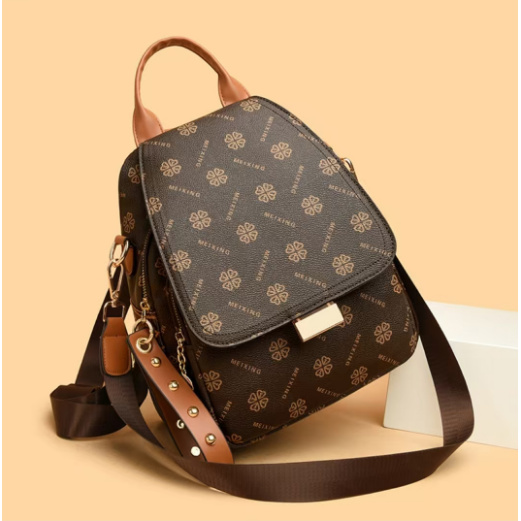 正 822 棕色大容量多功能双肩包（长26宽11高28cm）