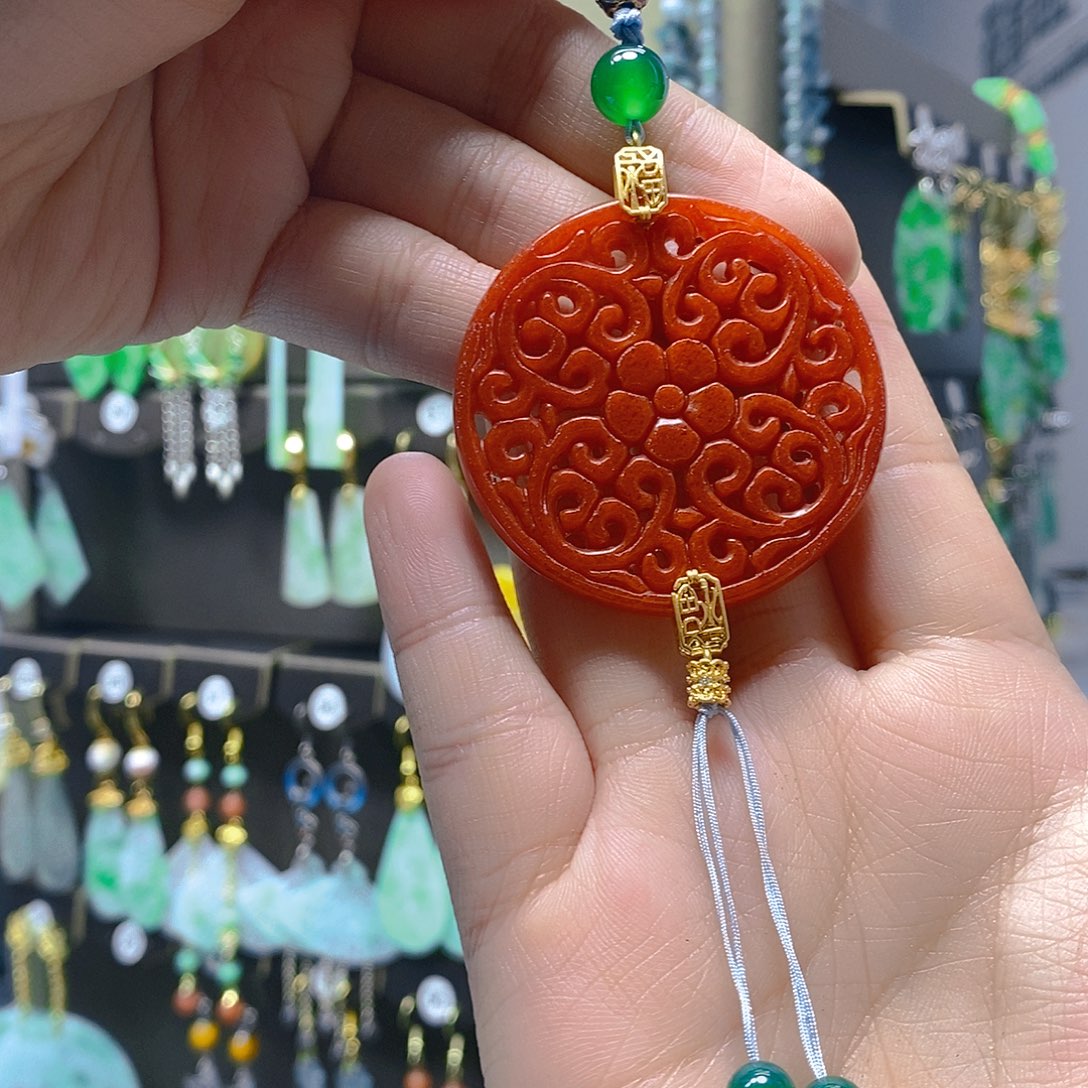 未镶嵌翡翠耳饰翡翠