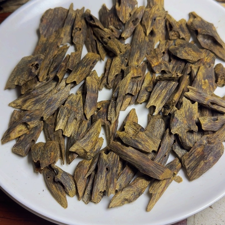 陌***。线香陆河152克，以直播间为准