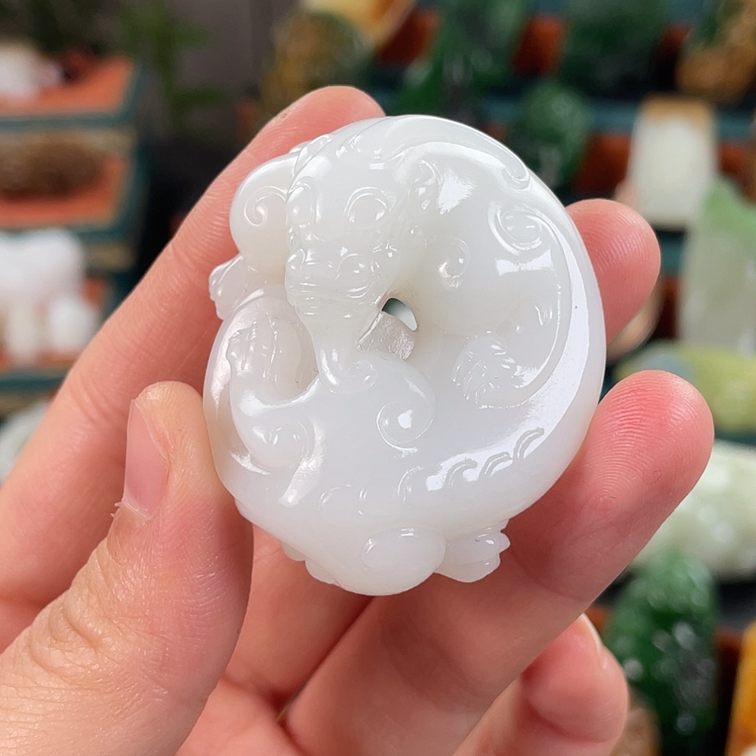 未镶嵌和田玉挂件