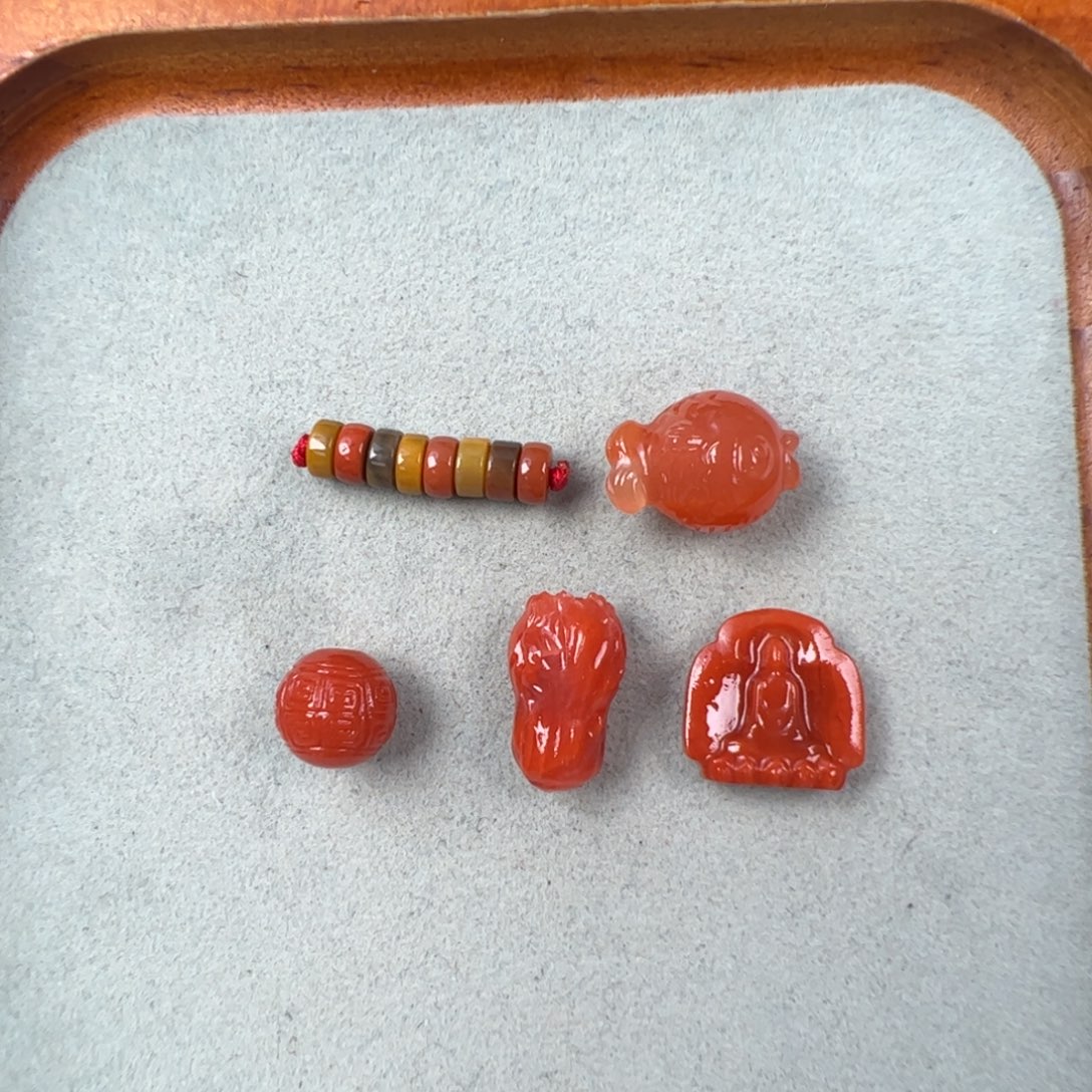 南红玛瑙未镶嵌（配饰套装）A11