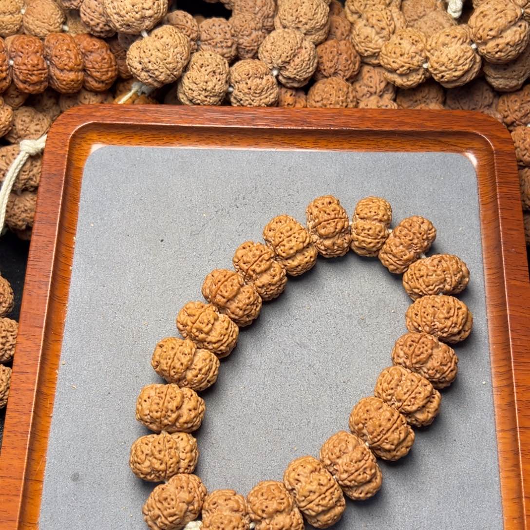 菩提13号尼泊尔大金刚23粗筋梅花夹板手持