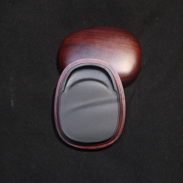 眉纹下坑石质细腻精致小巧眉纹椭圆门字歙砚8.1×6.1×0.9cm