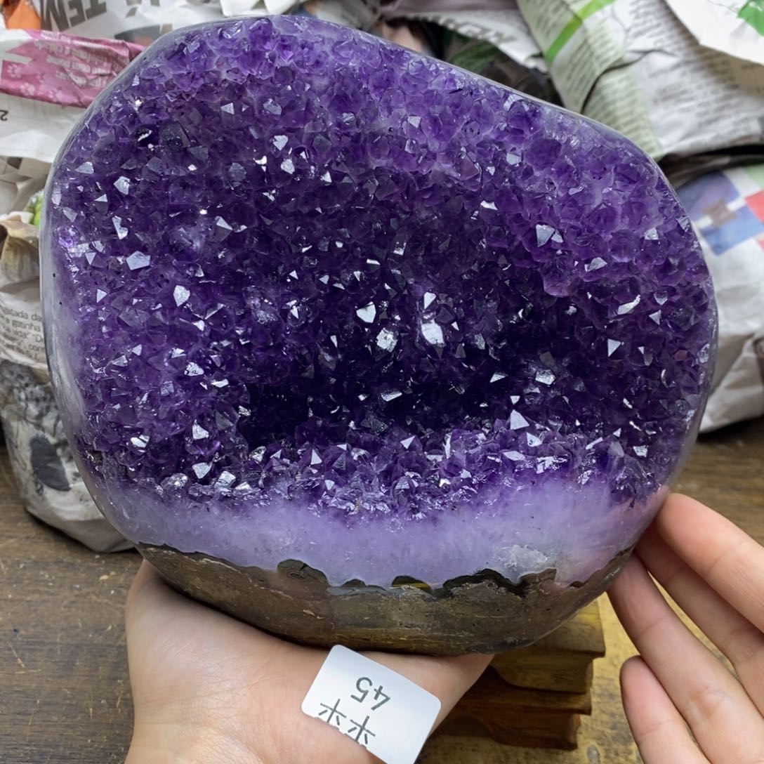 紫晶乌拉圭未镶嵌