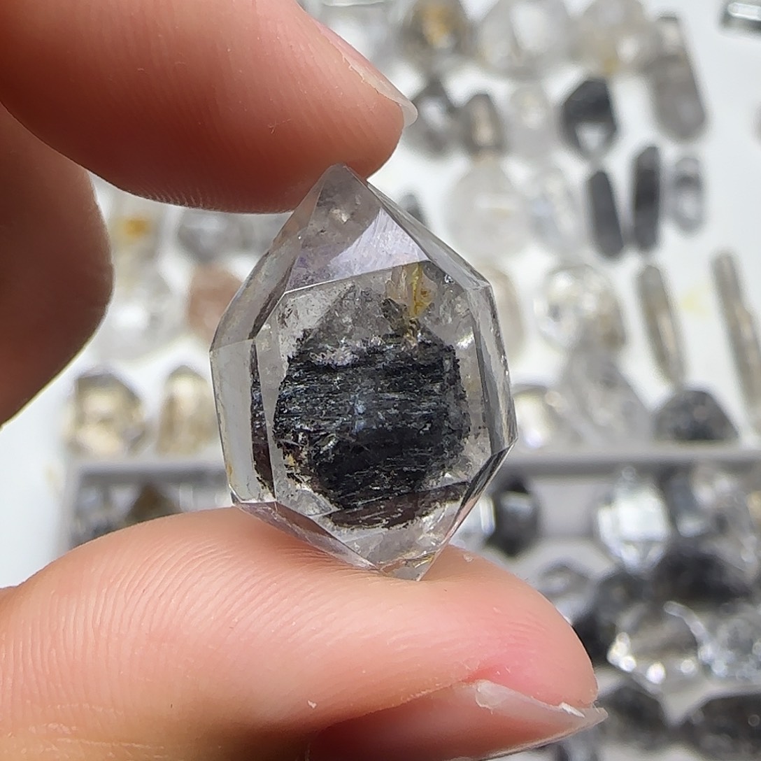 未镶嵌水晶珠宝半成品糖心双尖随形