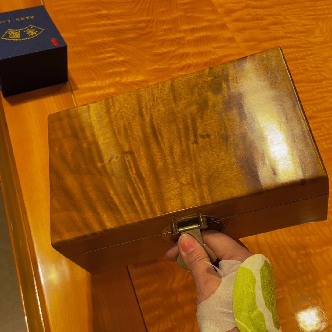 金丝楠般****多金丝楠金丝楠金丝楠