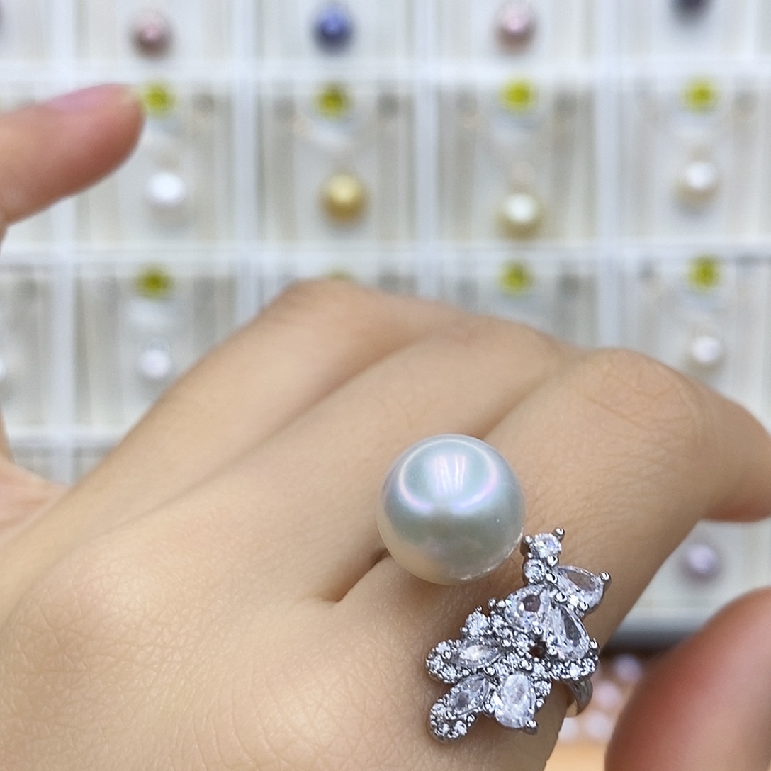 淡水珍珠合金吊坠(赠链)