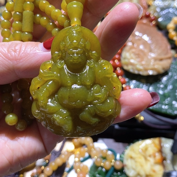 岫玉毛衣链未镶嵌