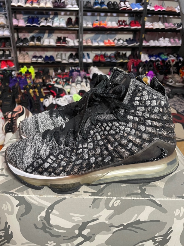 95新 NIKE/耐克 43码275/Nike Zoom LeBron 17 詹姆斯 篮球鞋 