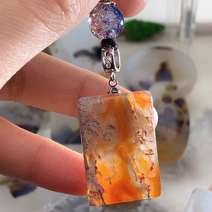 玛瑙/玉髓颈饰未镶嵌