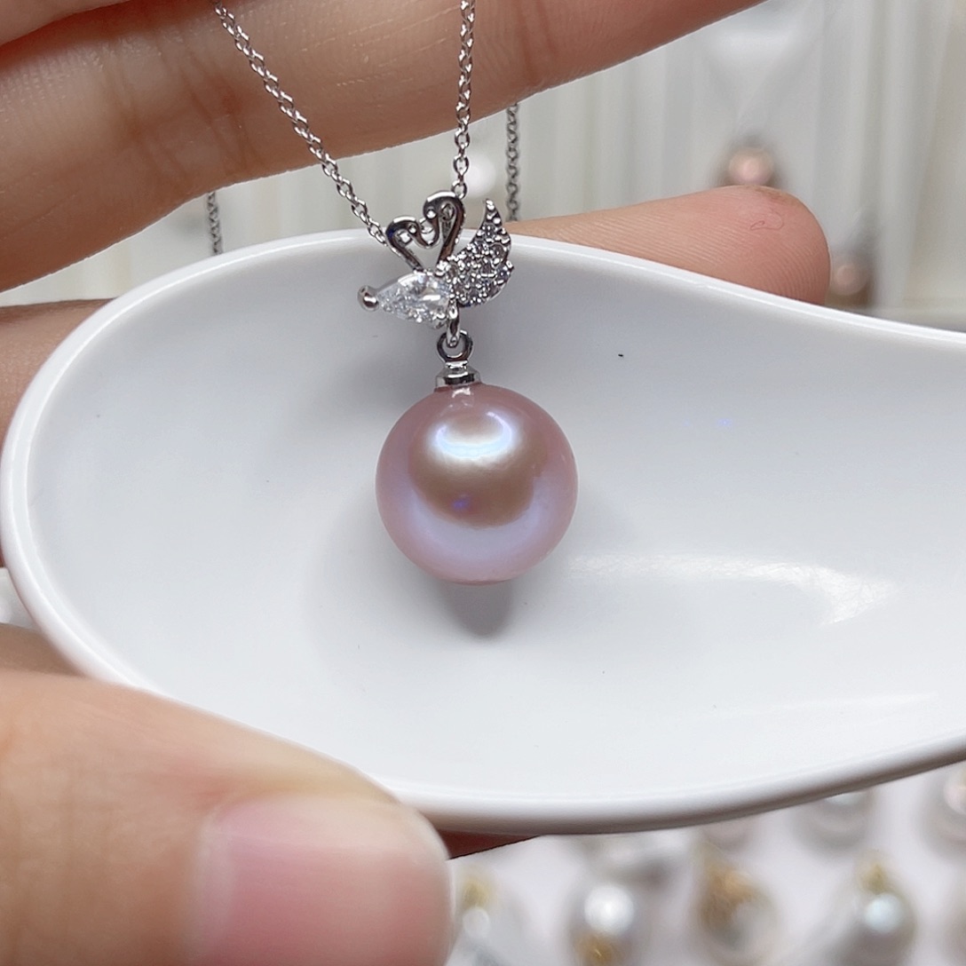 淡水珍珠吊坠(赠链)未镶嵌