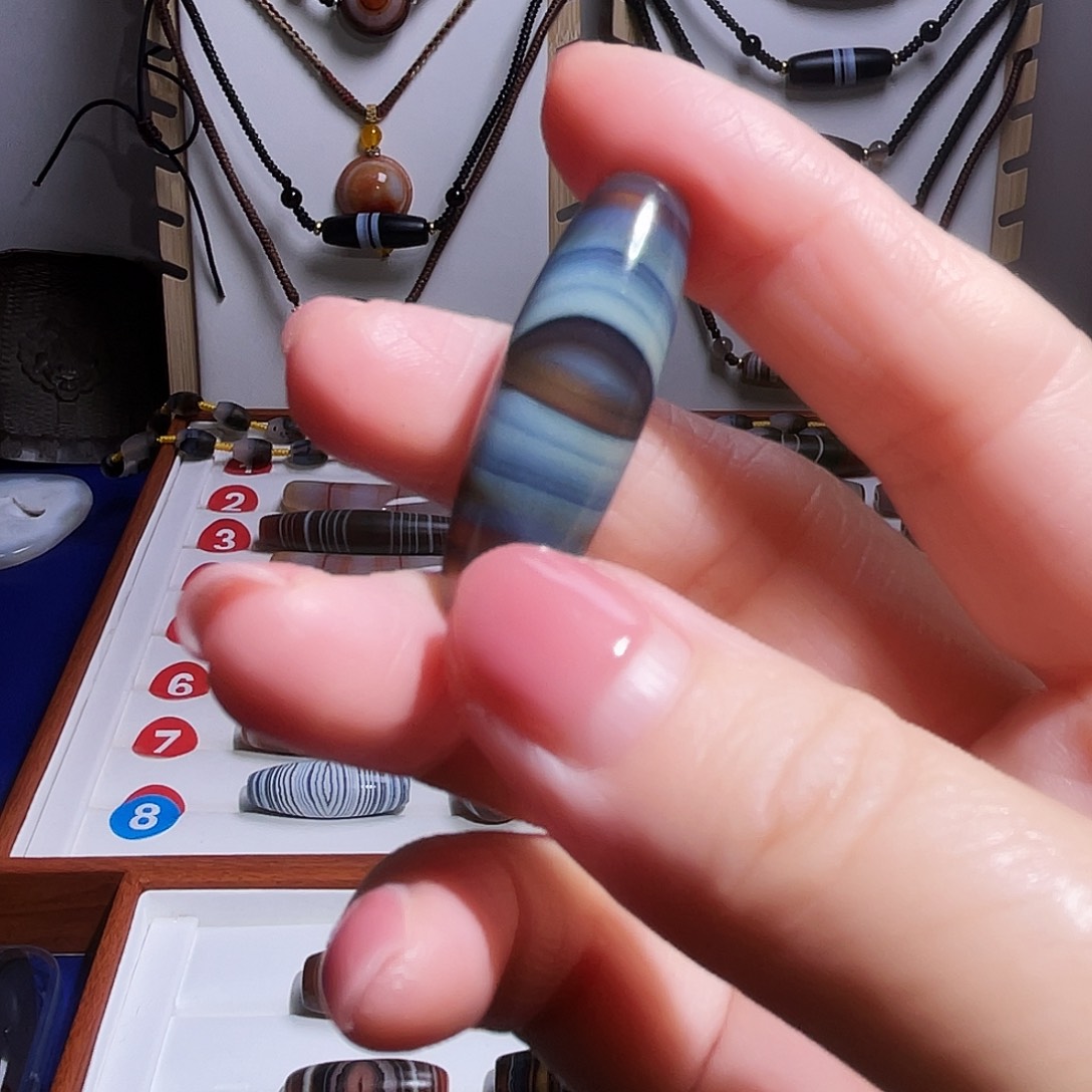 拿***生玛瑙未镶嵌吊坠玛瑙桶珠