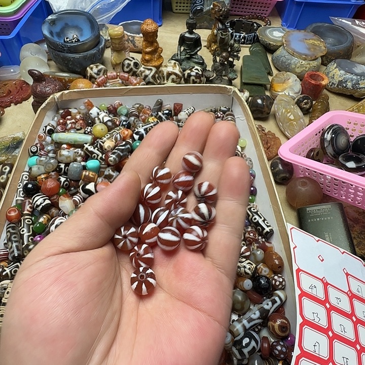 玛瑙/玉髓未镶嵌珠宝半成品47