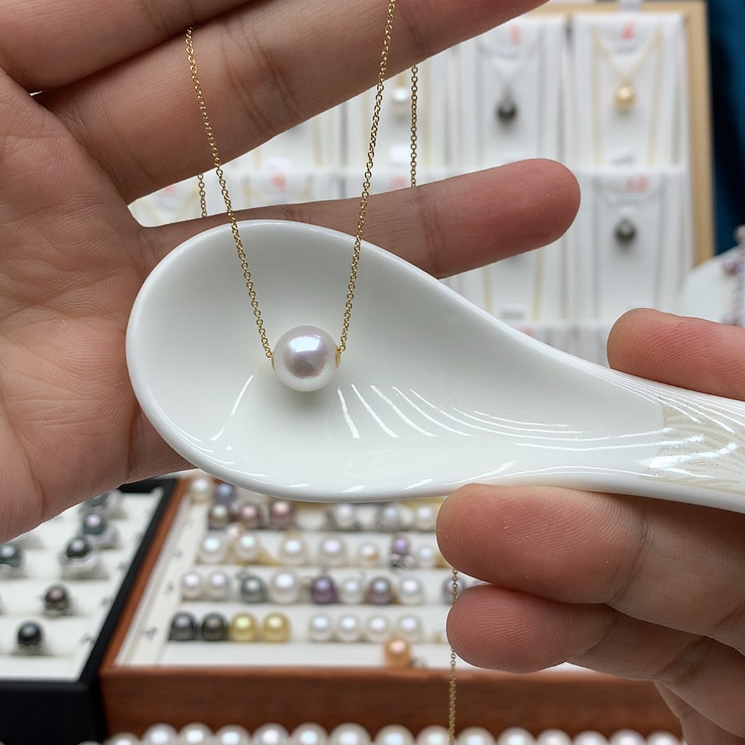 吊坠(赠链)18K金镶嵌淡水珍珠