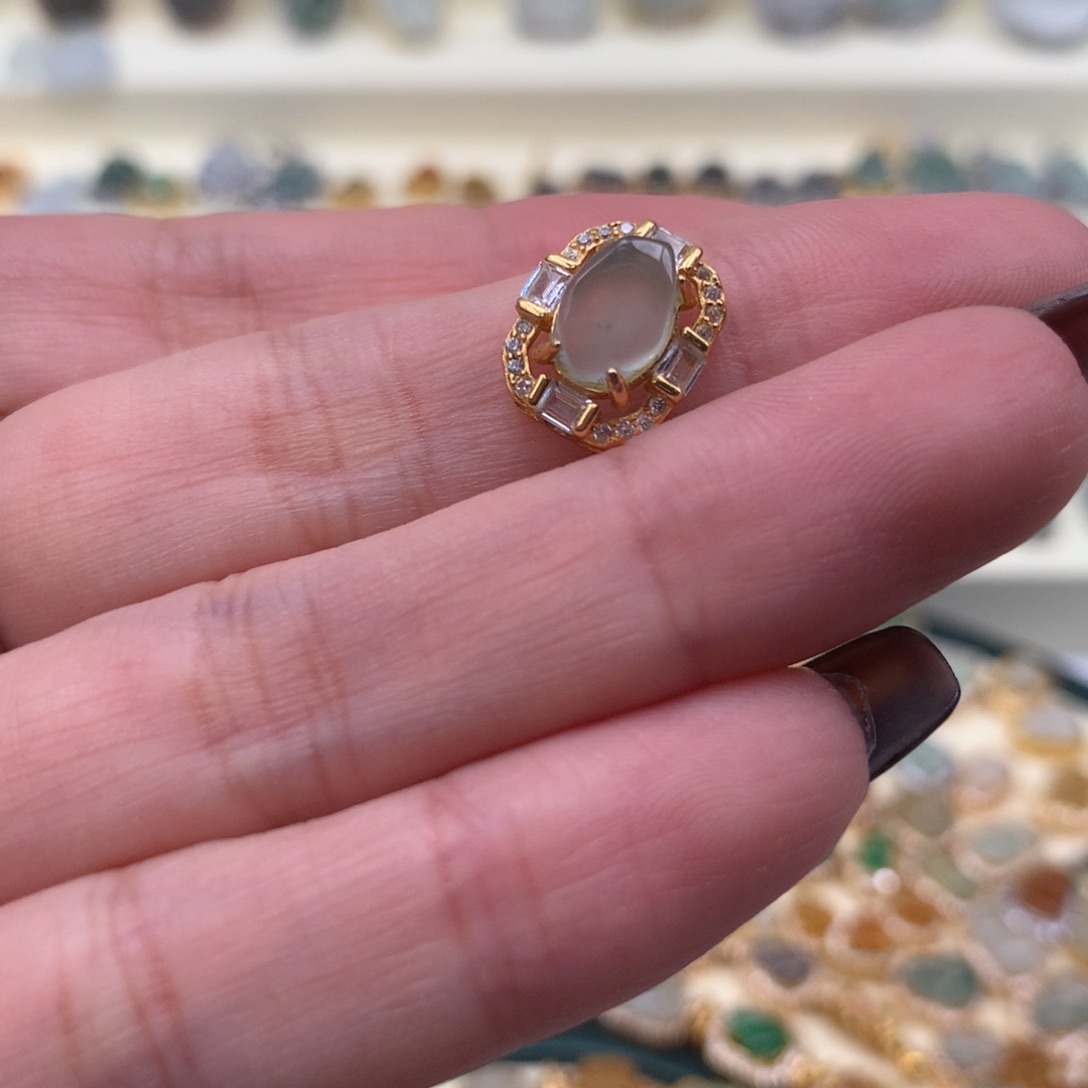 翡翠银S925镶嵌颈饰随型