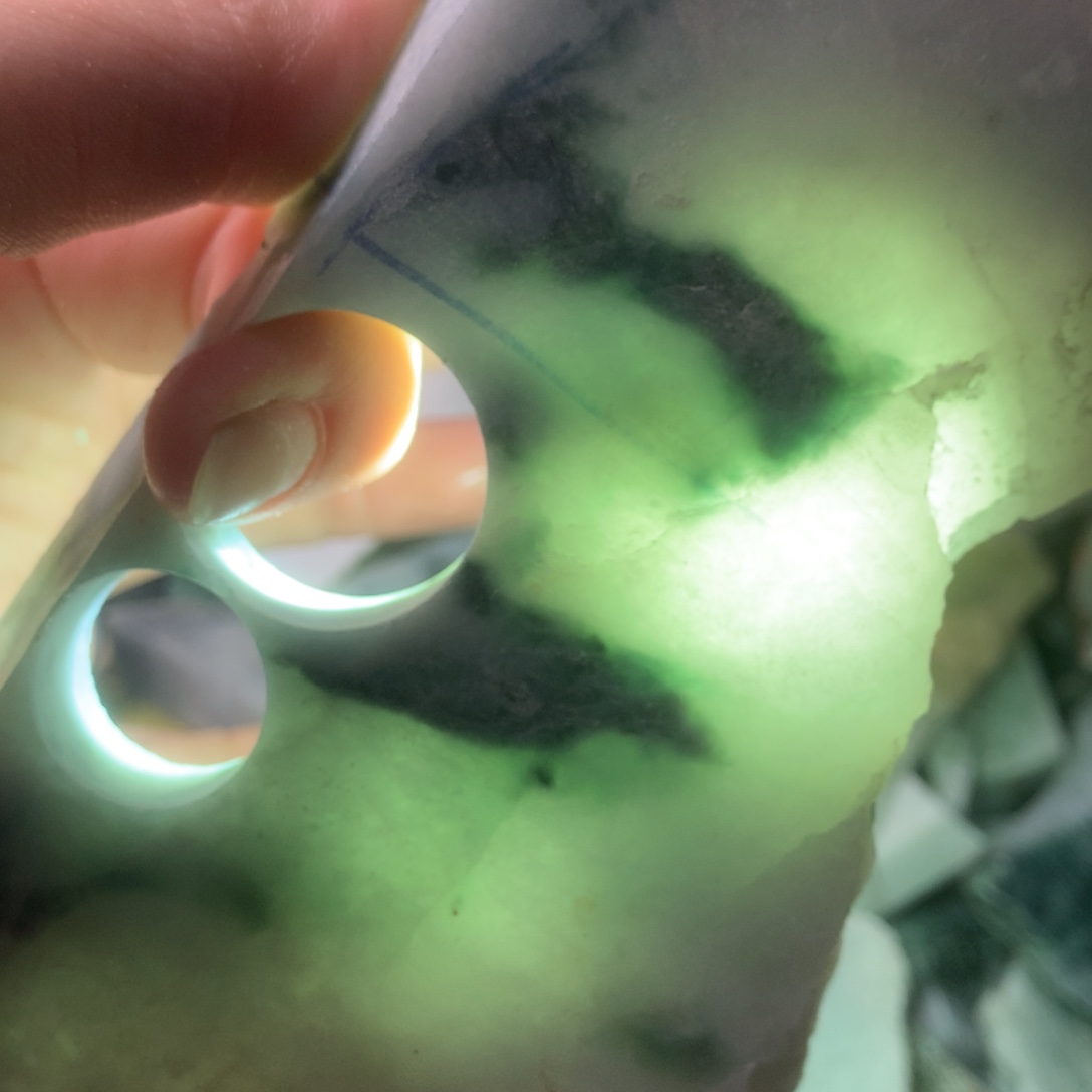 翡翠颈饰未镶嵌缅甸翡翠