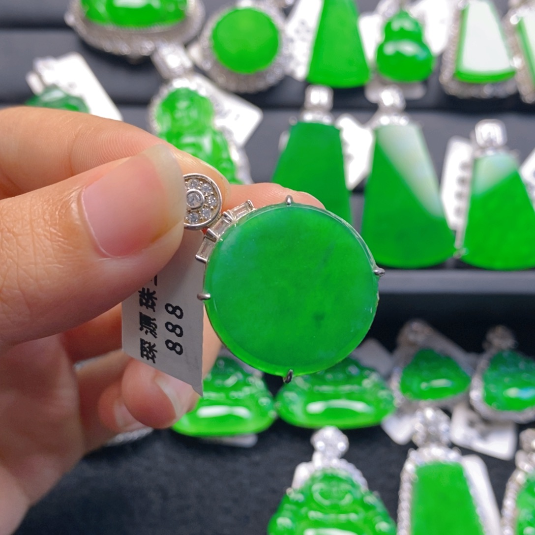 翡翠银S925镶嵌颈饰