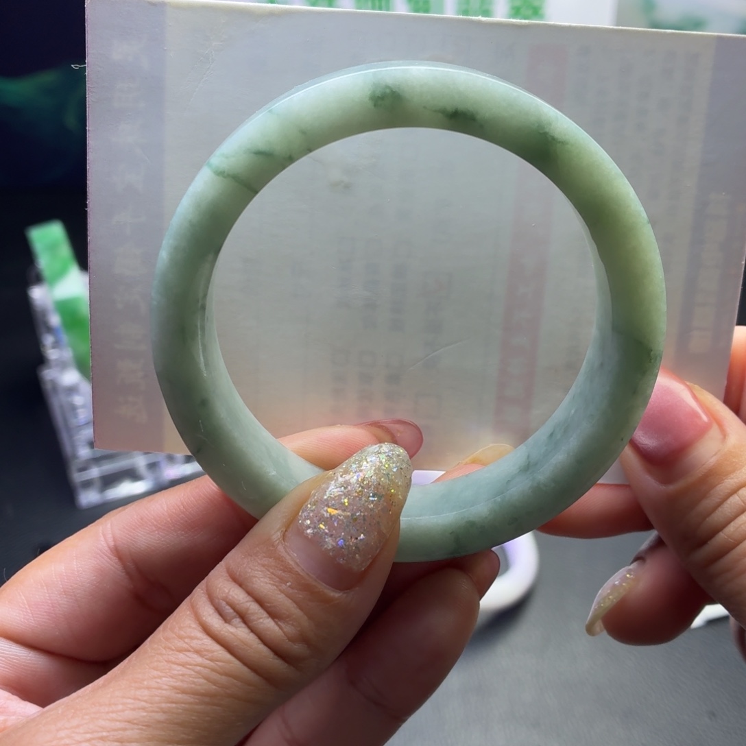 定制翡翠未镶嵌翡翠手镯订制