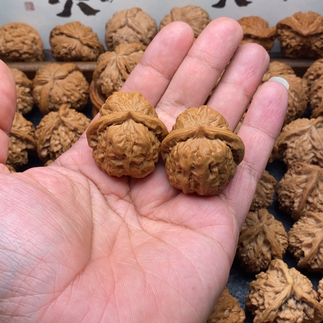 文玩核桃把件三角蛙