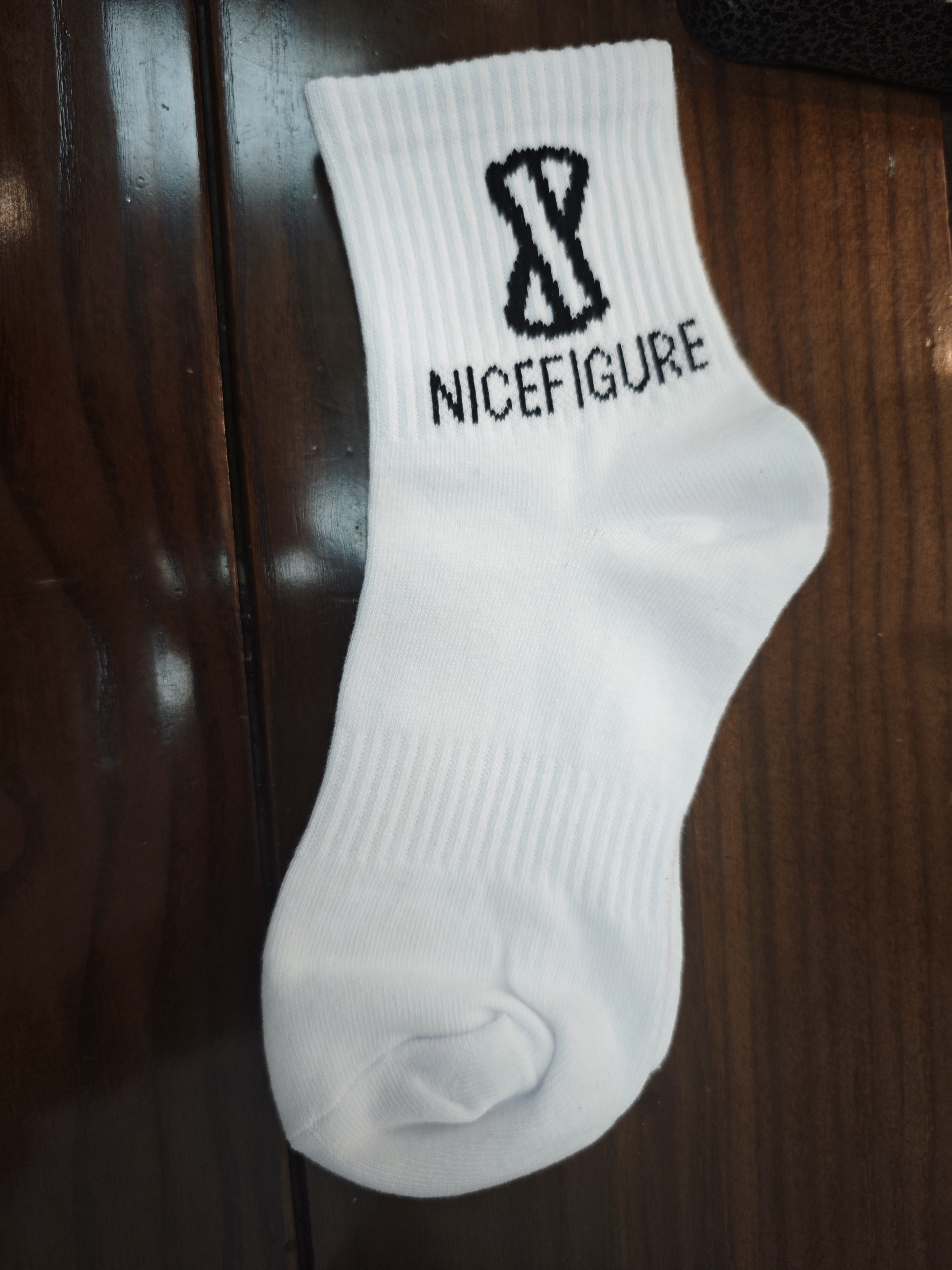 NiceFigure春秋纯棉潮流袜