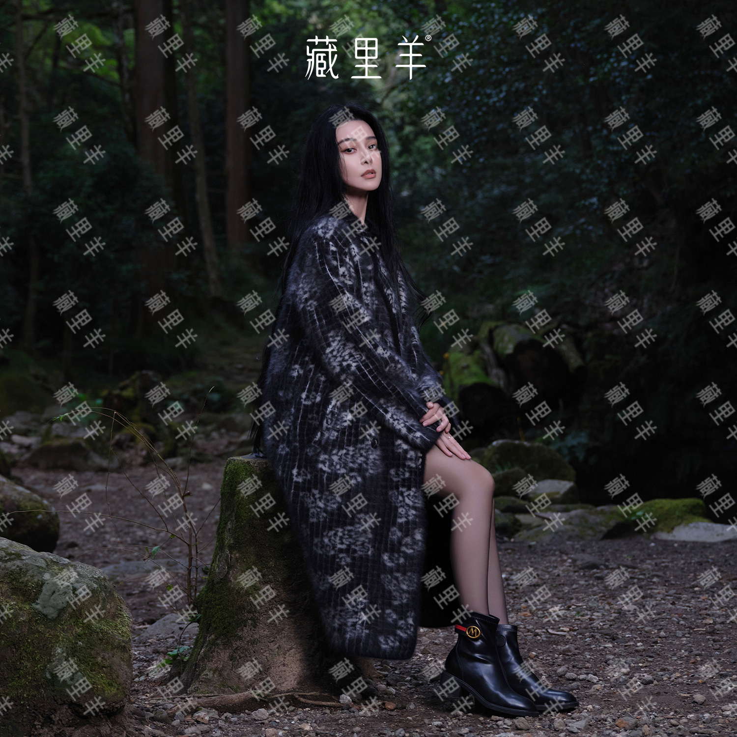 【阳光专属】藏里羊北美小动物毛毛“山茶花系列”范*冰同款外套M0892