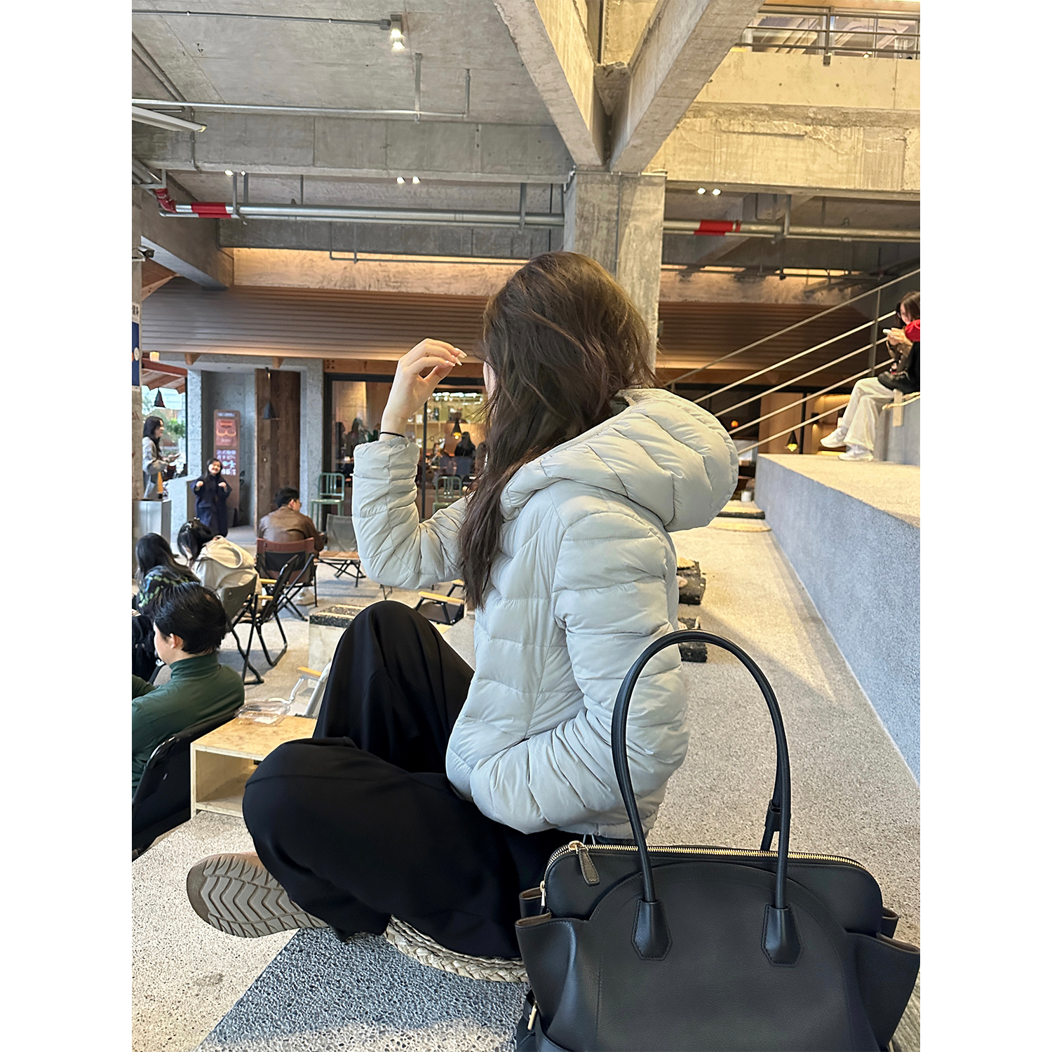 DYANGJUN【冬日必备】冬季新款连帽修身羽绒服