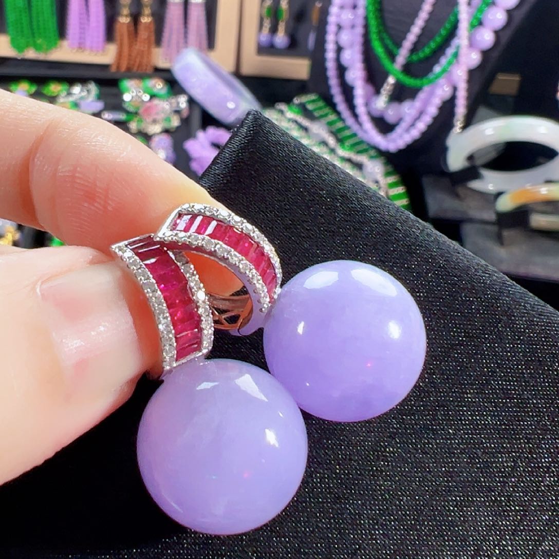 翡翠18K金镶嵌耳饰签收后24小时鉴赏期