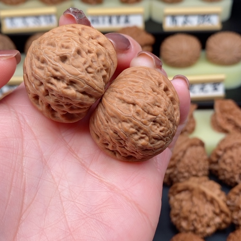 【闪购商品】文玩核桃吊坠铁锤36