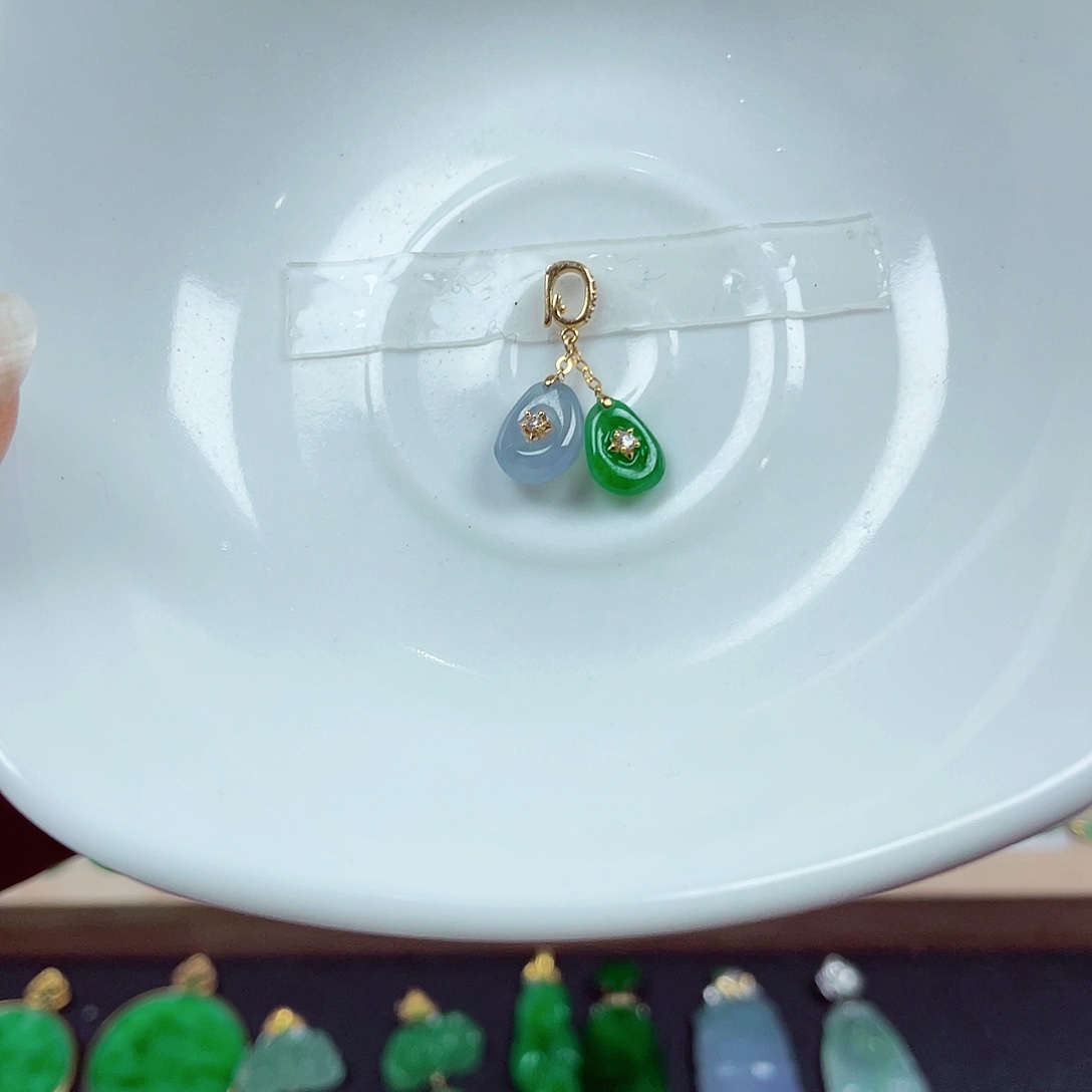 翡翠18K金镶嵌手链天然缅甸翡翠A货卡