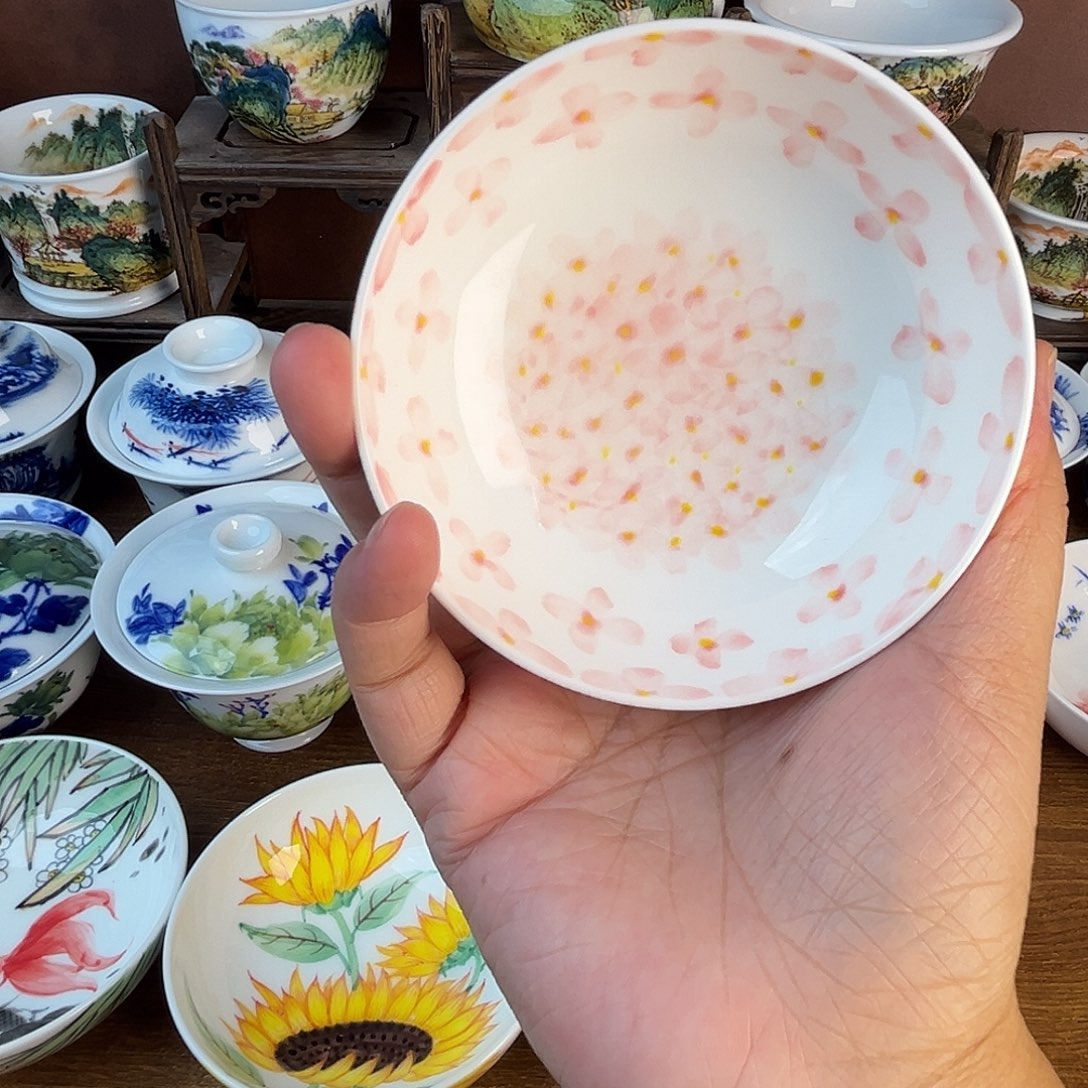 忠意堂釉下彩粉绣球