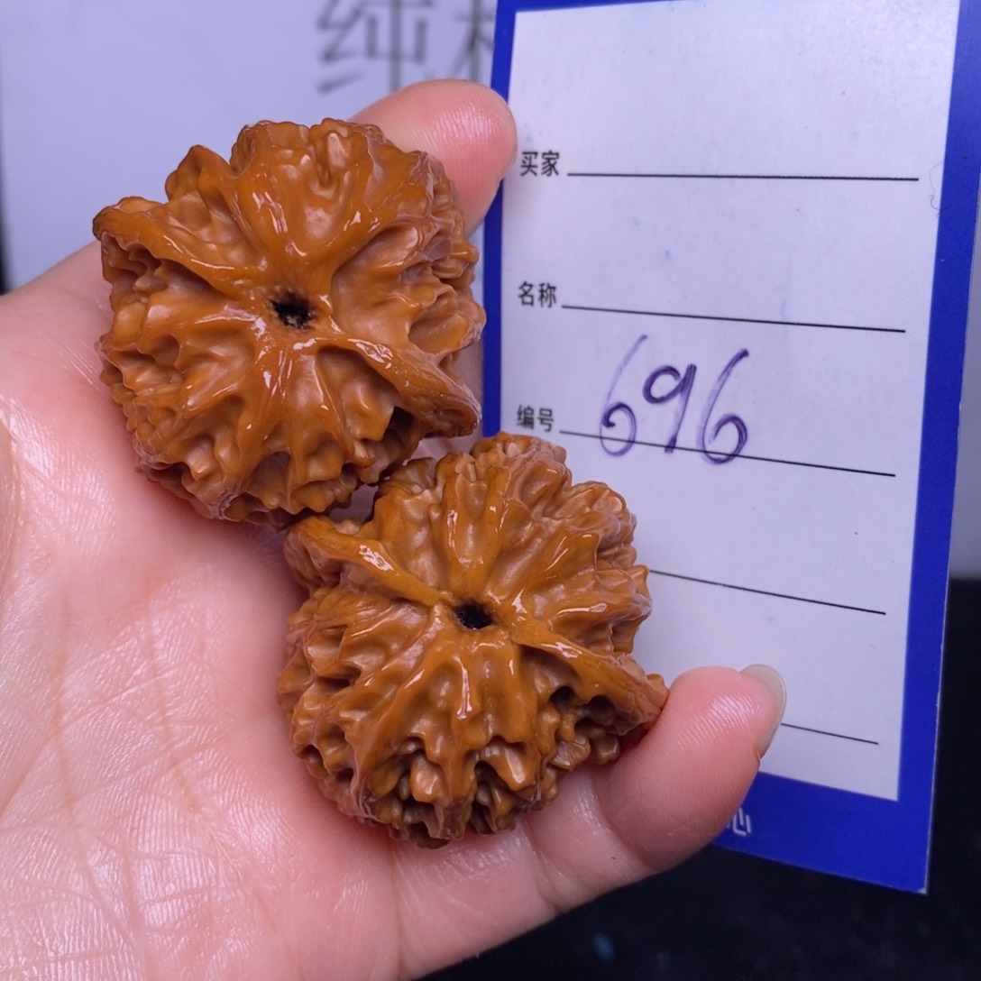 文玩核桃把件696/38苹果园
