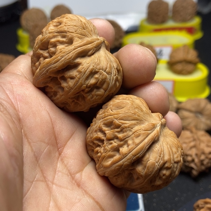 文玩核桃把件元宝5