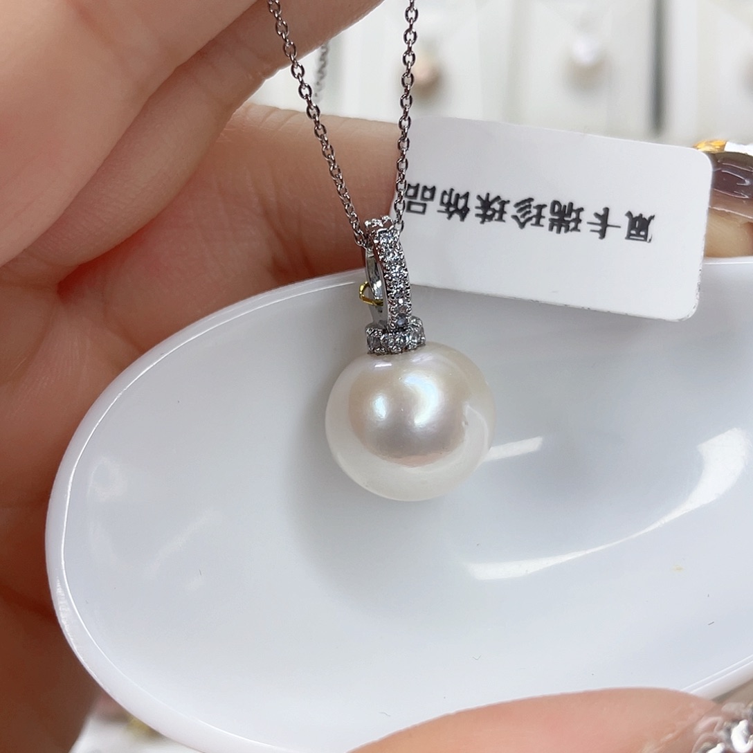 淡水珍珠吊坠(赠链)未镶嵌