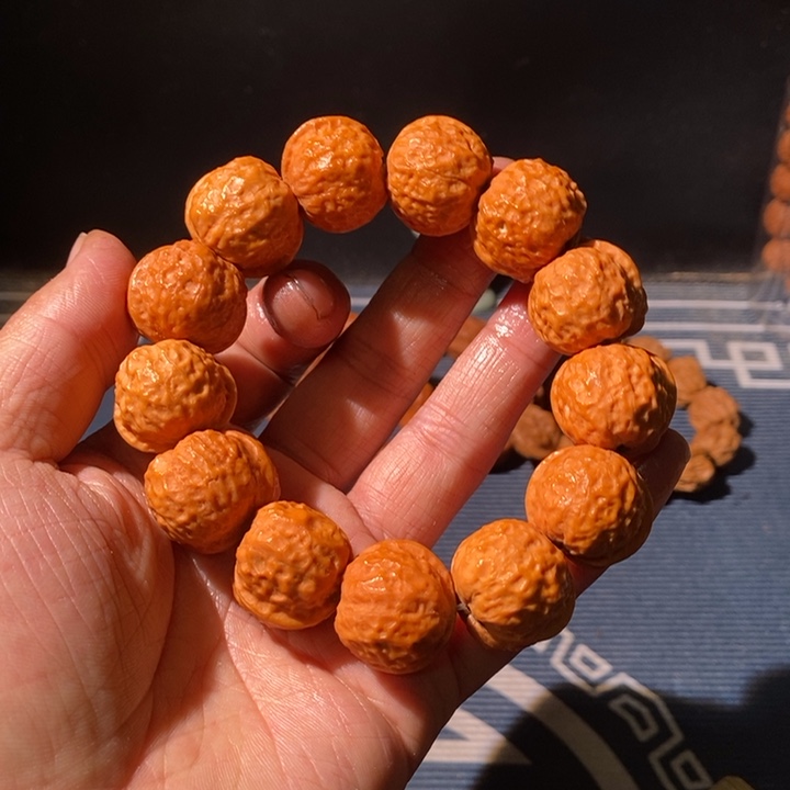 文玩核桃手串终*.…………