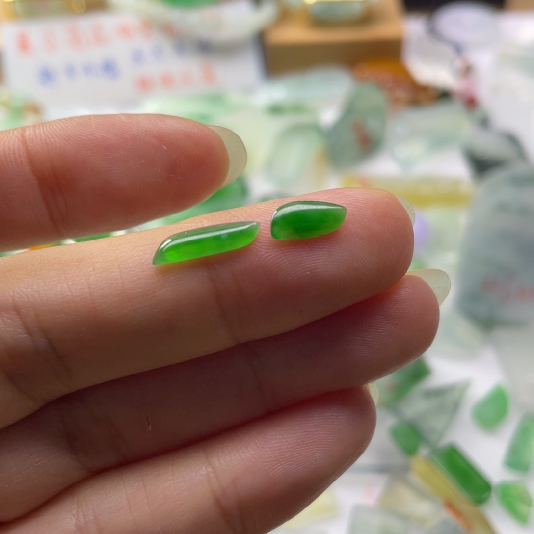 定制翡翠未镶嵌天然缅甸翡翠